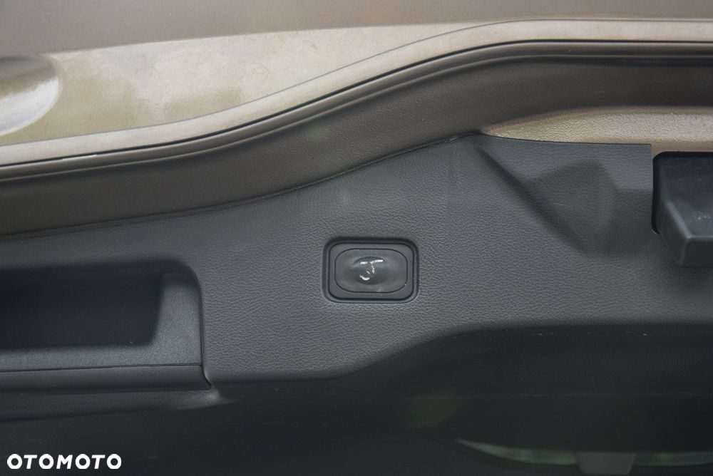 Ford Mondeo Vignale 2.0 TDCi 4WD PowerShift - 40