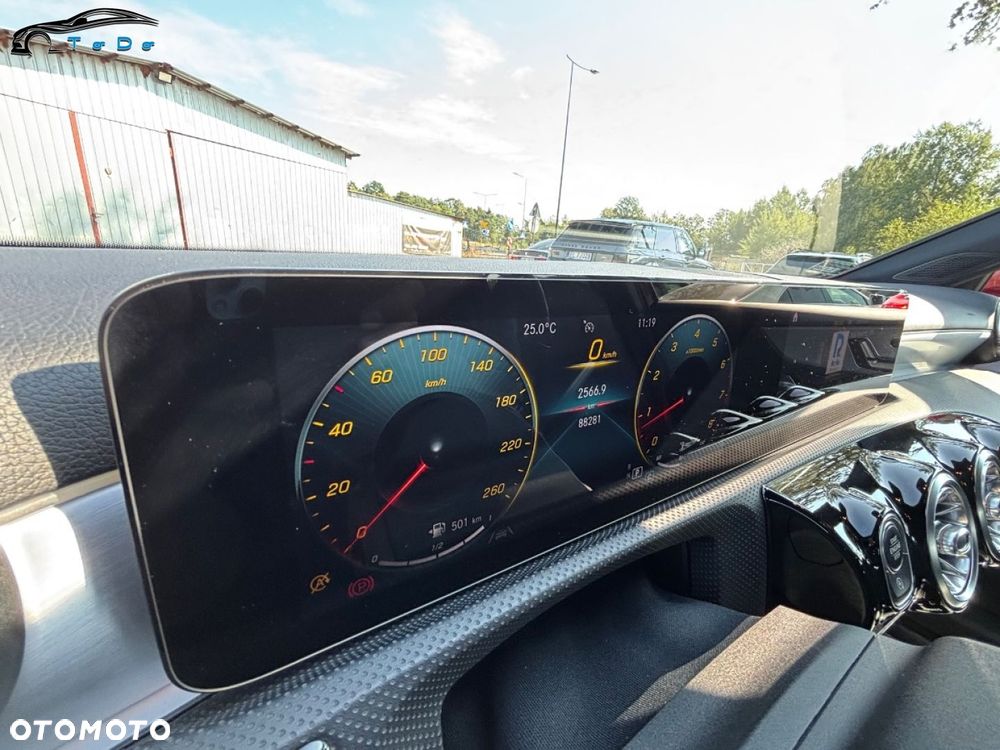 Mercedes-Benz Klasa A 220 4-Matic AMG Line 7G-DCT - 19
