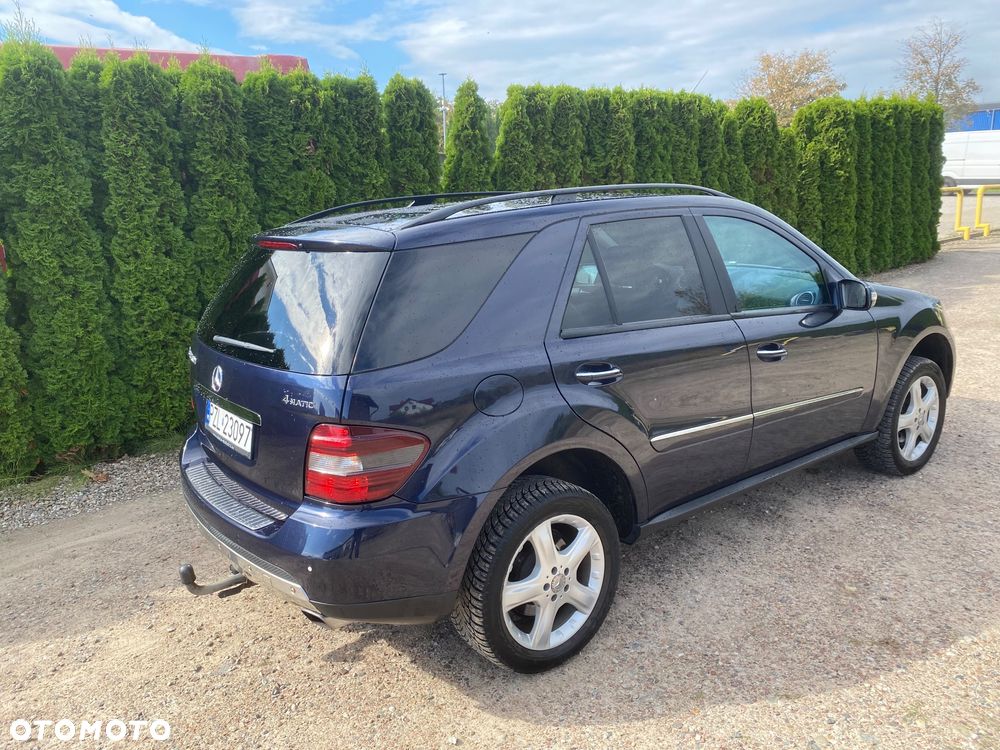 Mercedes-Benz ML 350 BlueTec 4-Matic - 7