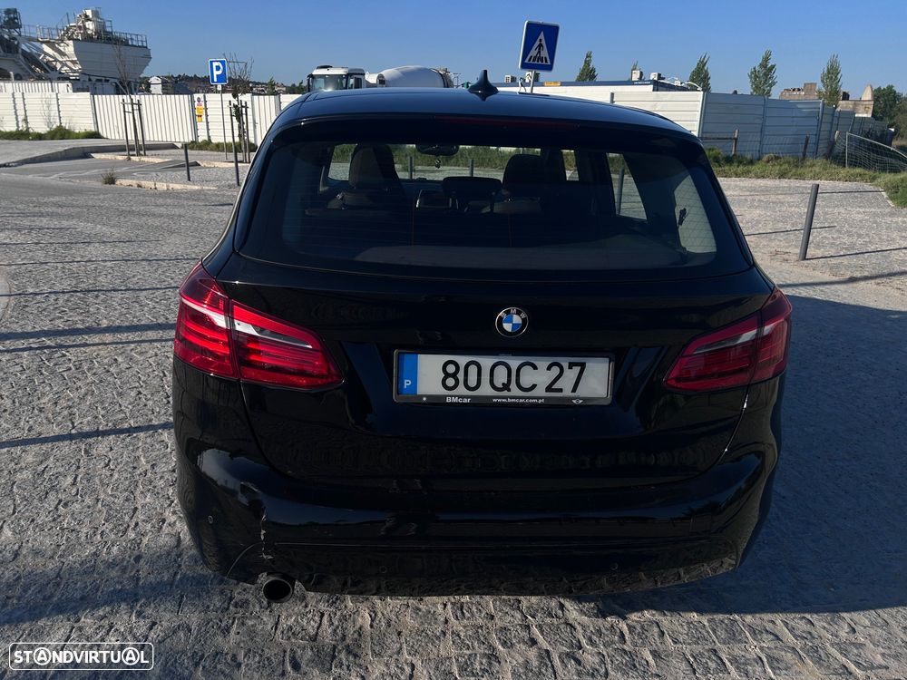 BMW 214 Active Tourer d Line Sport - 2