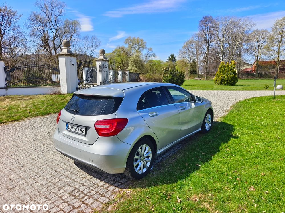 Mercedes-Benz Klasa A 200 d 7G-DCT AMG Line - 2