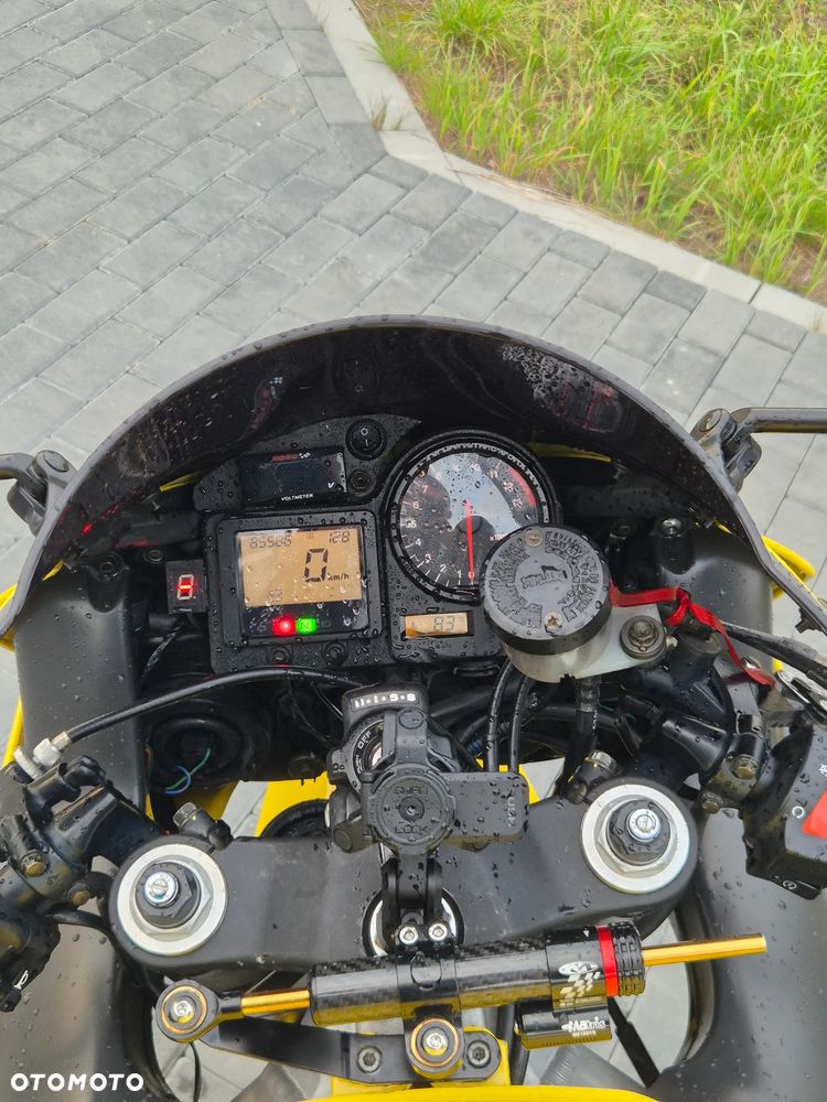 Honda CBR - 11