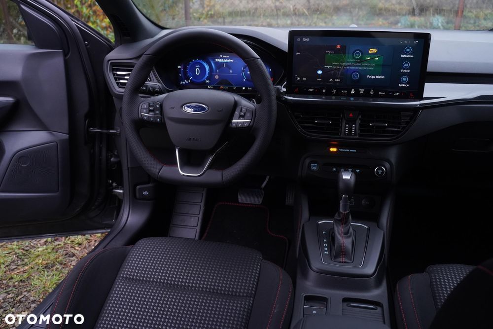 Ford Focus 1.0 EcoBoost mHEV ST-Line X - 15