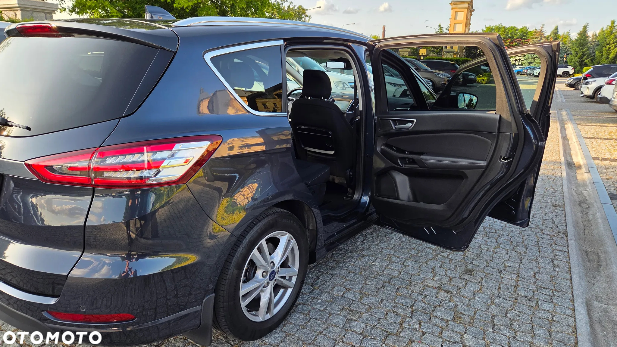Ford S-Max 2.0 TDCi Titanium PowerShift - 31