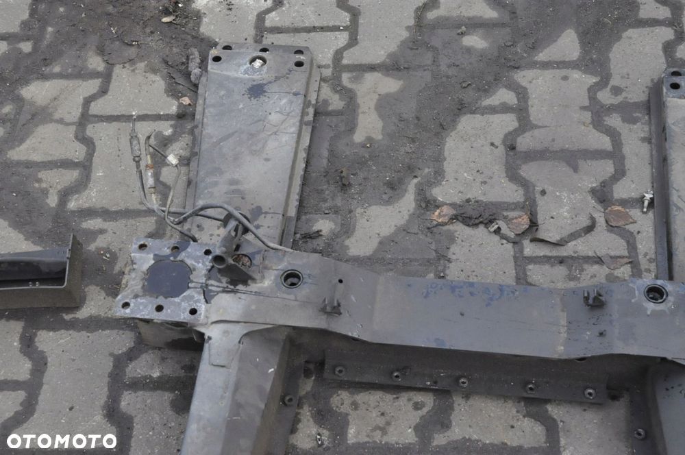 ASTON MARTIN VANQUISH 6.0 V12 SANKI ZAWIESZENIA PRZÓD - 2