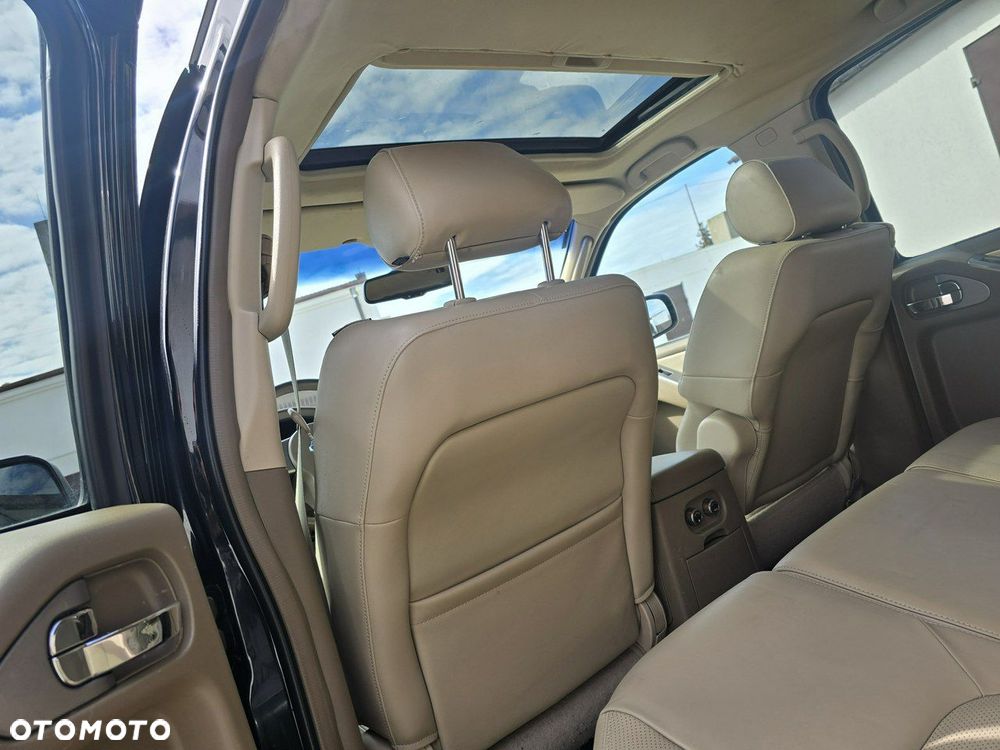 Nissan Pathfinder - 9