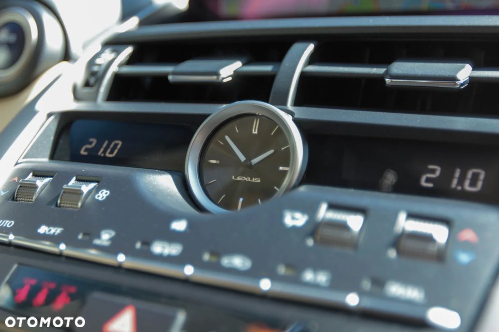 Lexus NX 300h Comfort AWD - 21