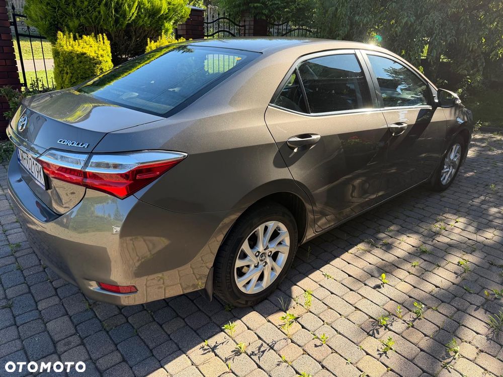 Toyota Corolla 1.6 Comfort - 9