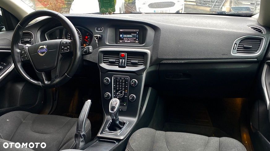 Volvo V40 Cross Country D2 Kinetic - 9