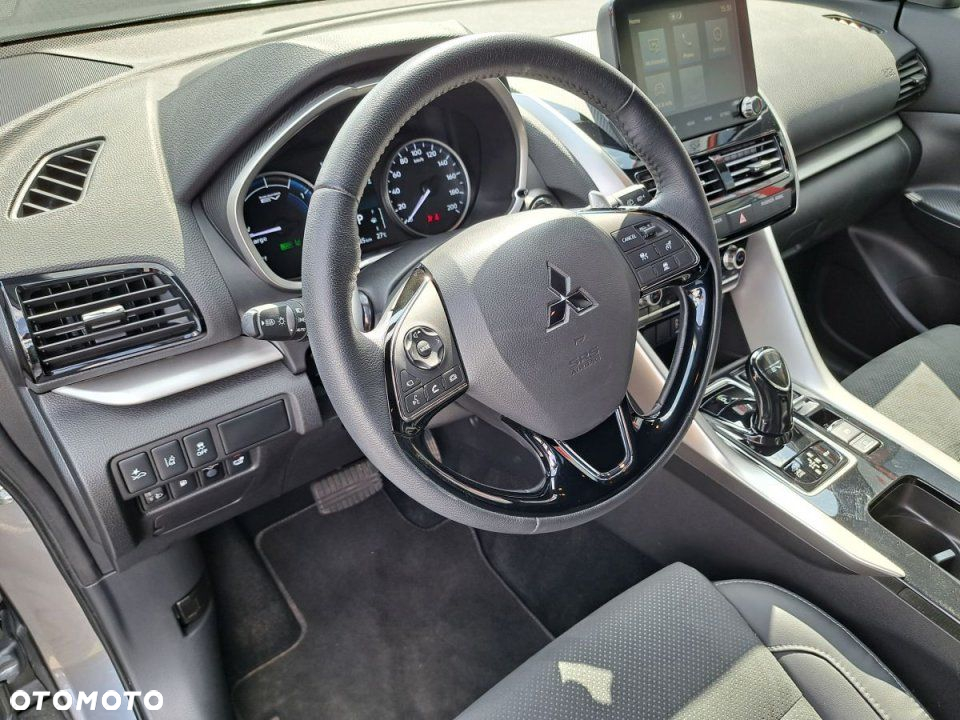 Mitsubishi Eclipse Cross - 9