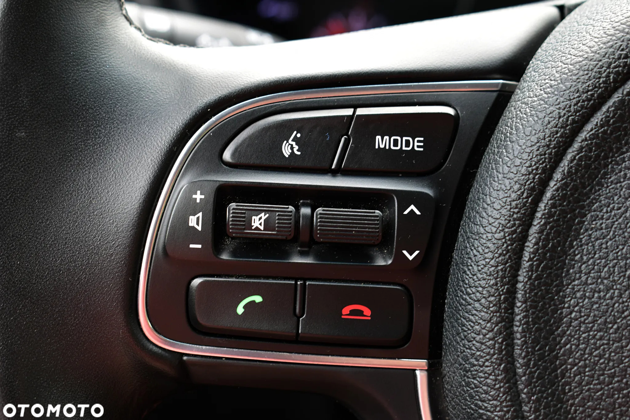 Kia Optima Plug-in Hybrid - 10