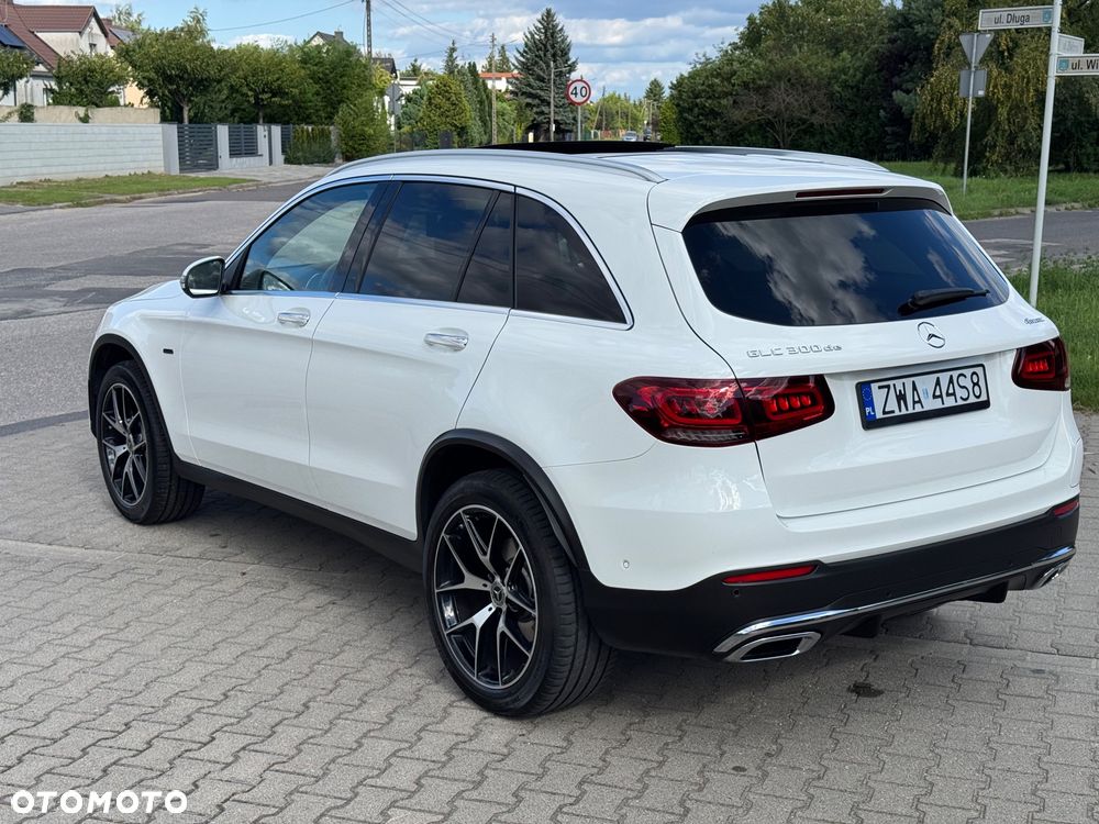 Mercedes-Benz GLC 300 de 4Matic 9G-TRONIC AMG Line Plus - 17