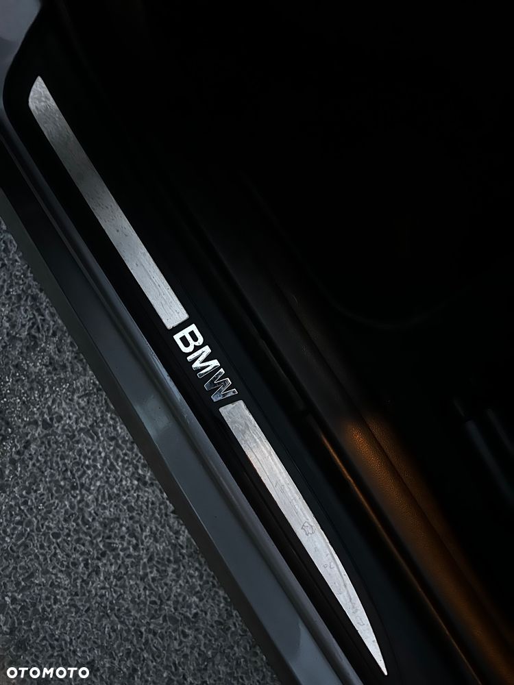 BMW Seria 3 316i - 34