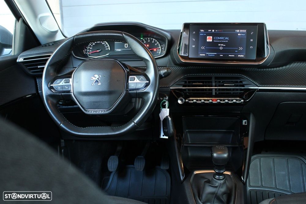 Peugeot 208 1.2 PureTech Allure - 18