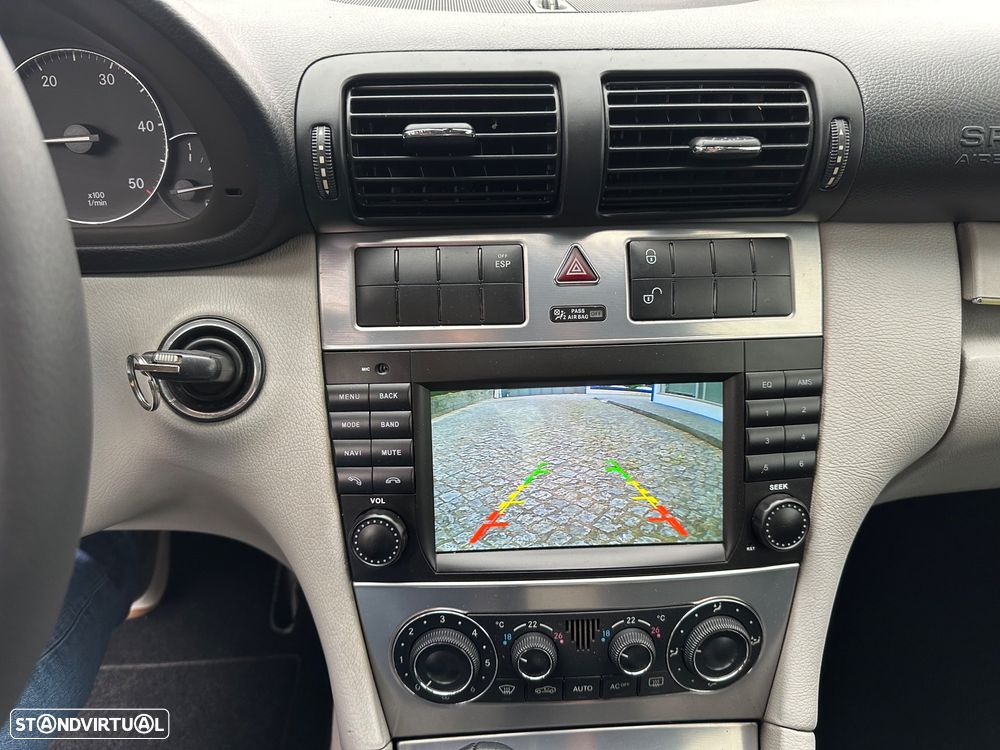 Mercedes-Benz C 220 CDi Sport Coupé Evolution AMG - 34