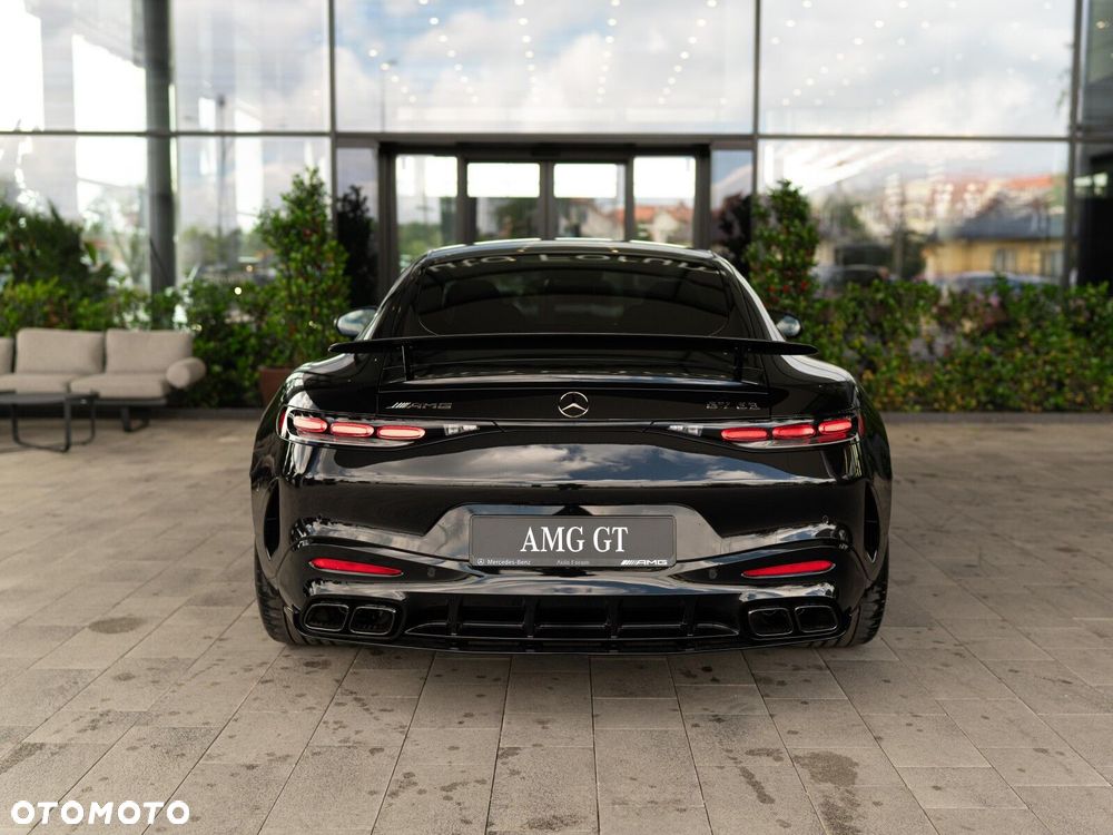 Mercedes-Benz AMG GT - 7