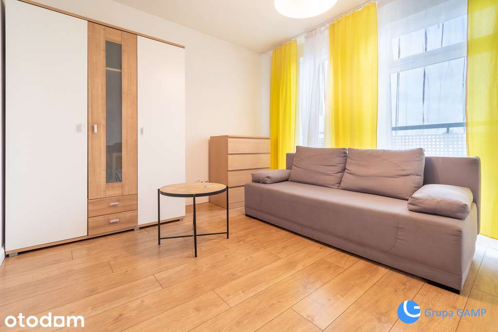 Przytulna Kawalerka / Duży Balkon / Parking
