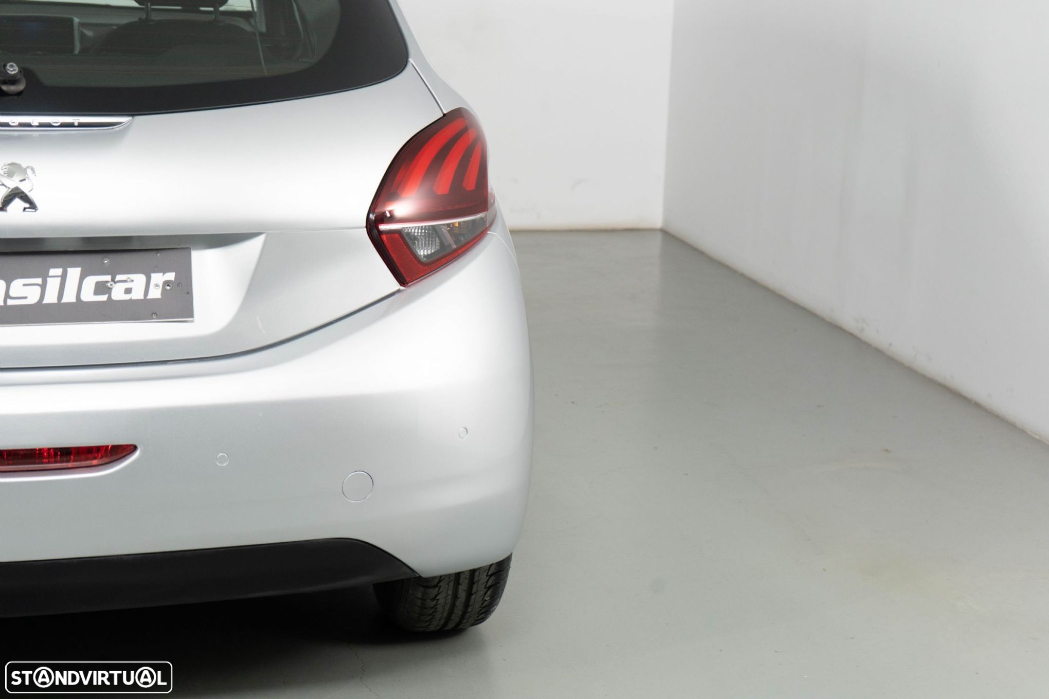 Peugeot 208 1.2 PureTech Active - 15