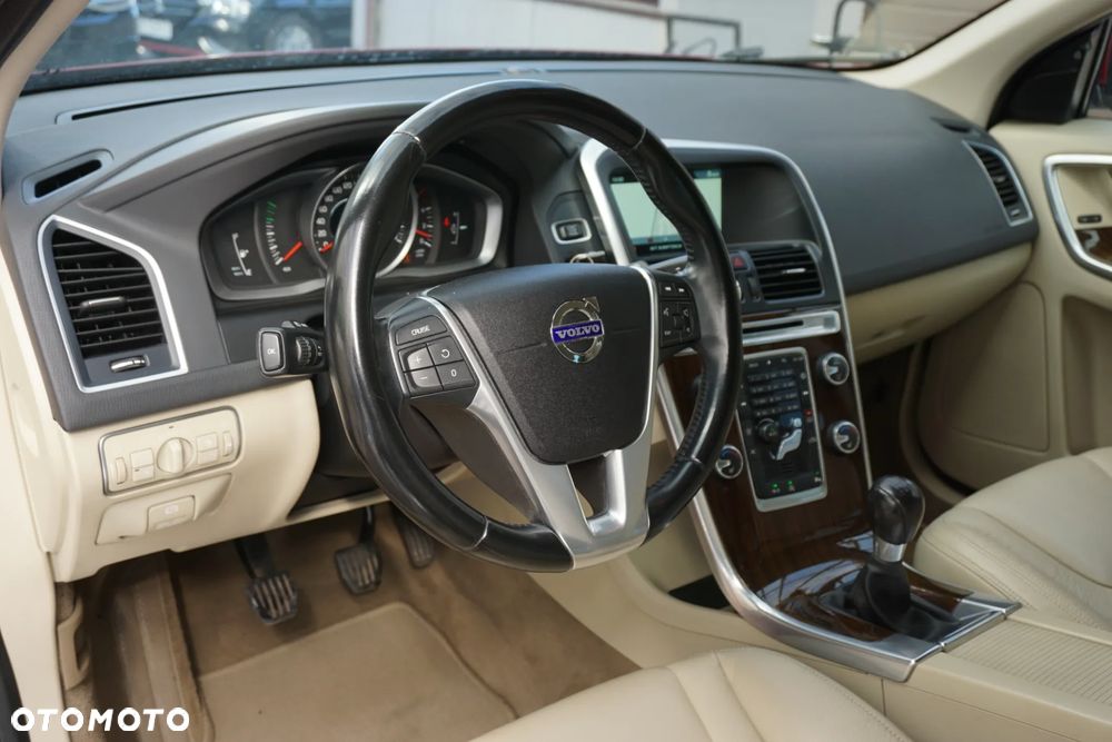 Volvo XC 60 D3 Edition Pro - 9