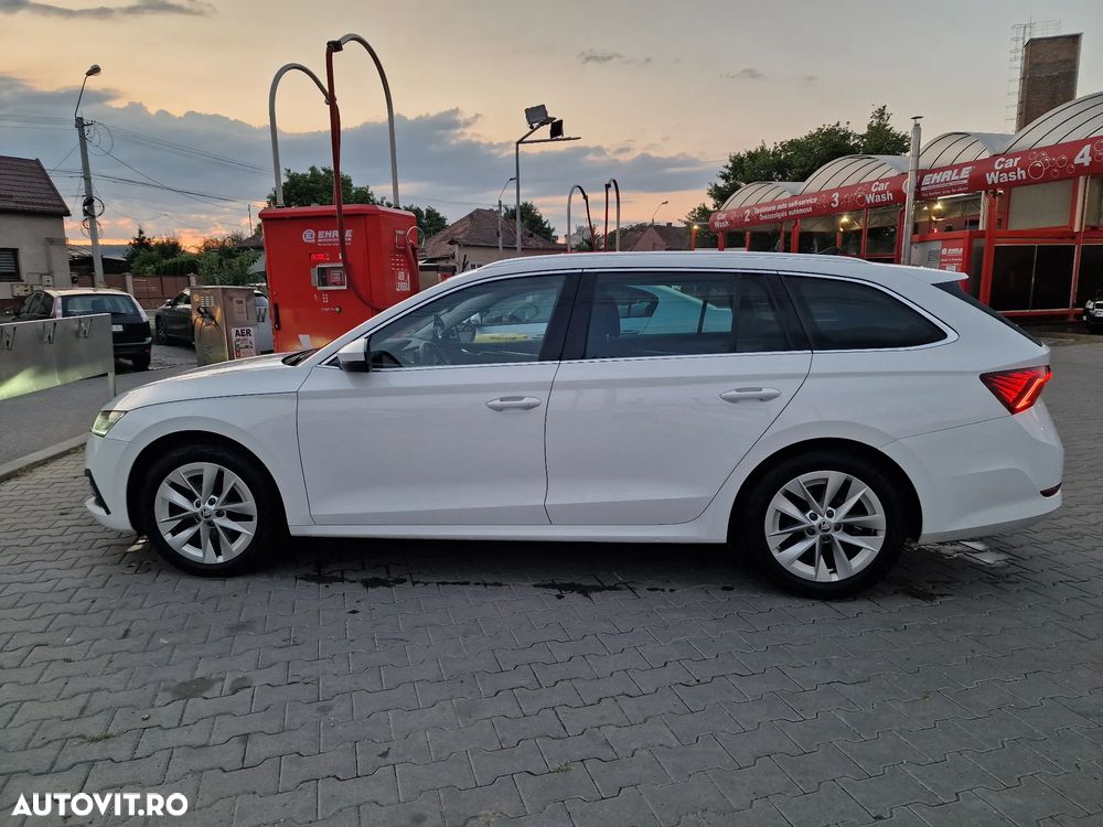Skoda Octavia 2.0 TDI DSG Style - 2