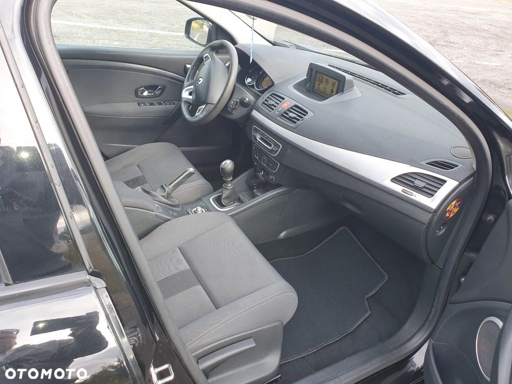 Renault Megane dCi 130 FAP BOSE Edition - 18