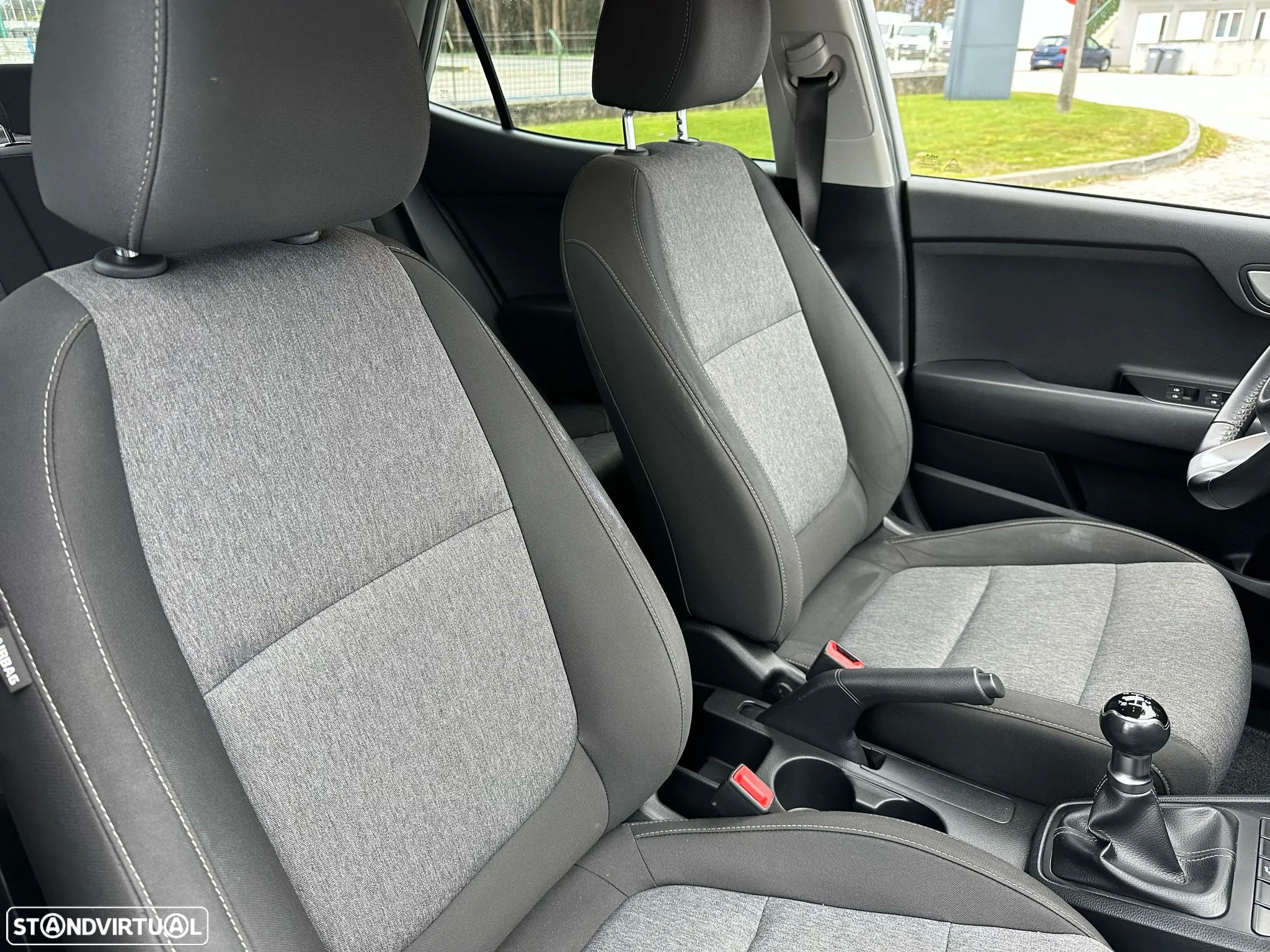 Kia Stonic 1.2 Dynamic - 10