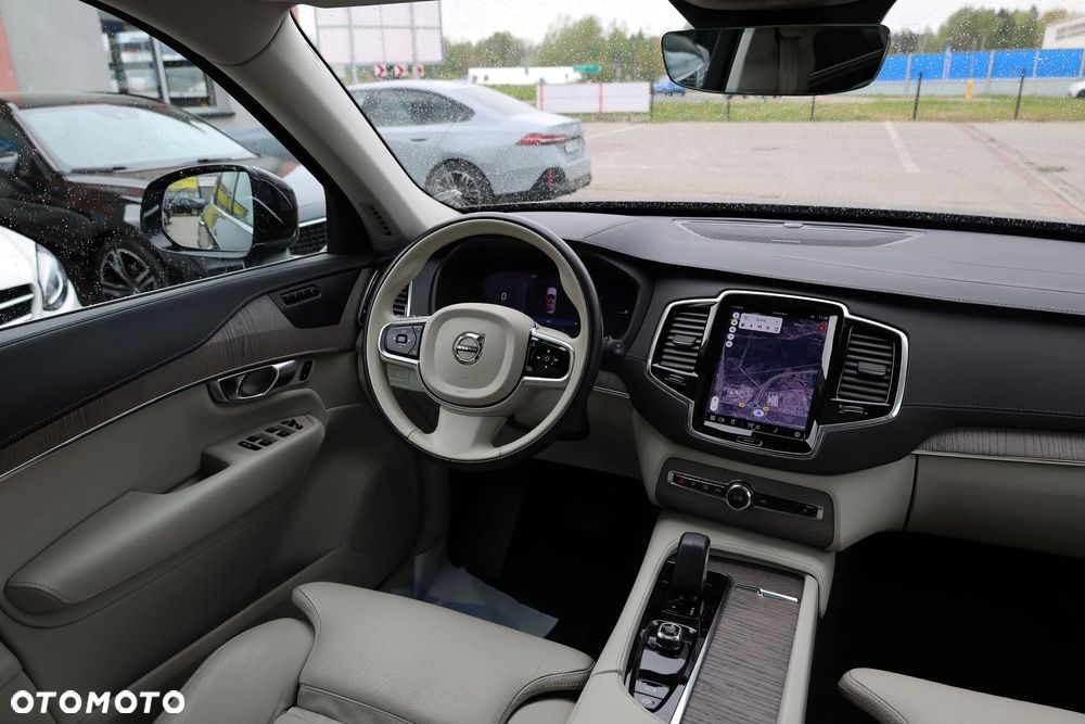 Volvo XC 90 T8 AWD Plus Bright - 28