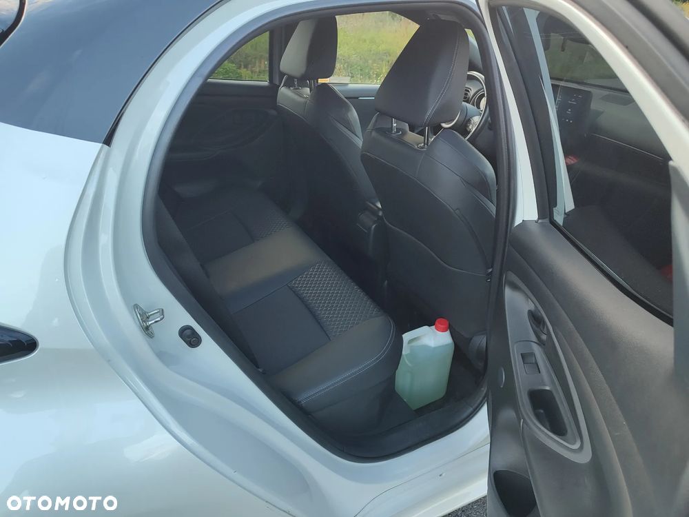 Toyota Yaris Hybrid 1.5 Selection Style - 11