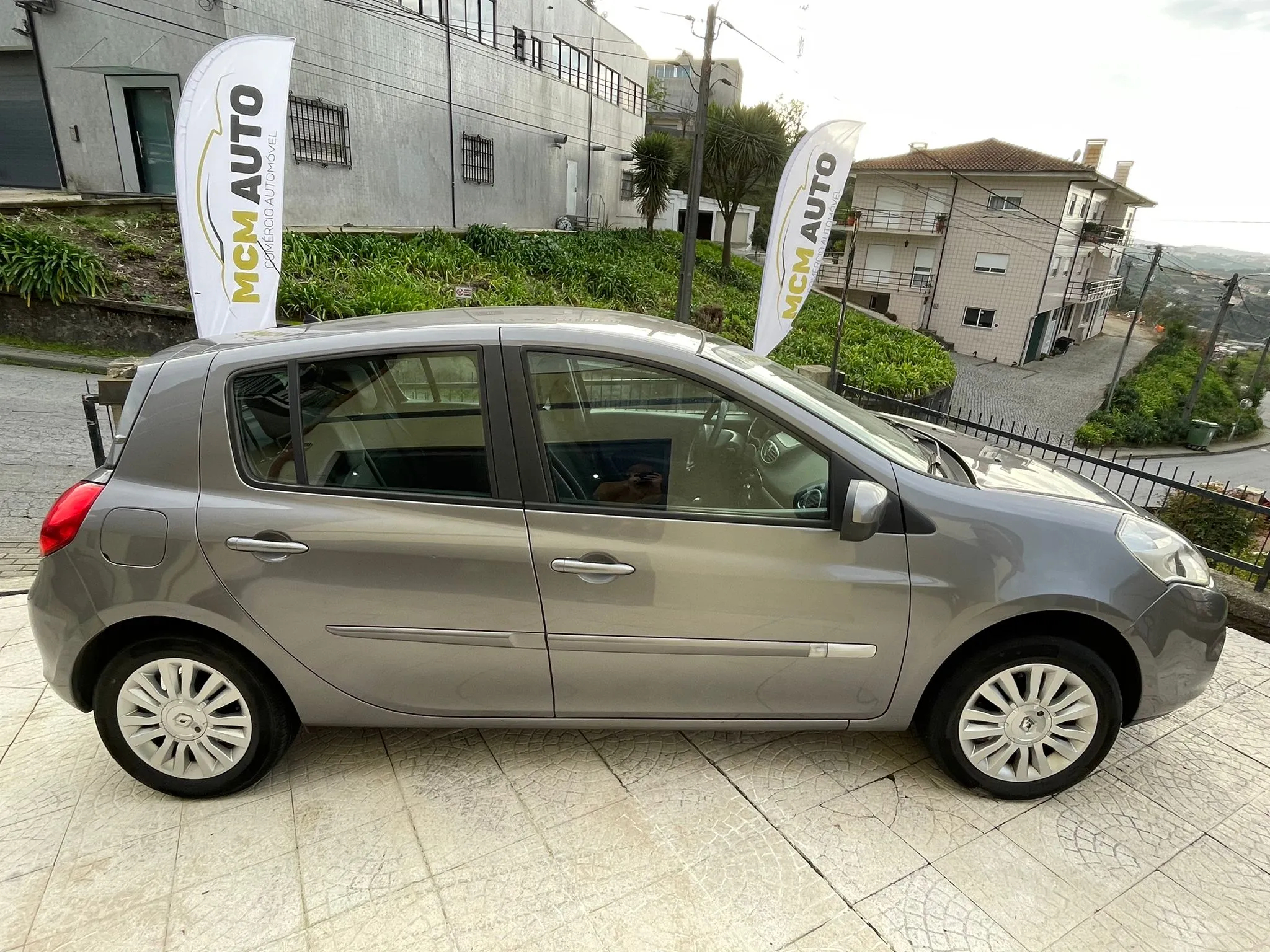 Renault Clio 1.5 dCi Dynamique S - 2