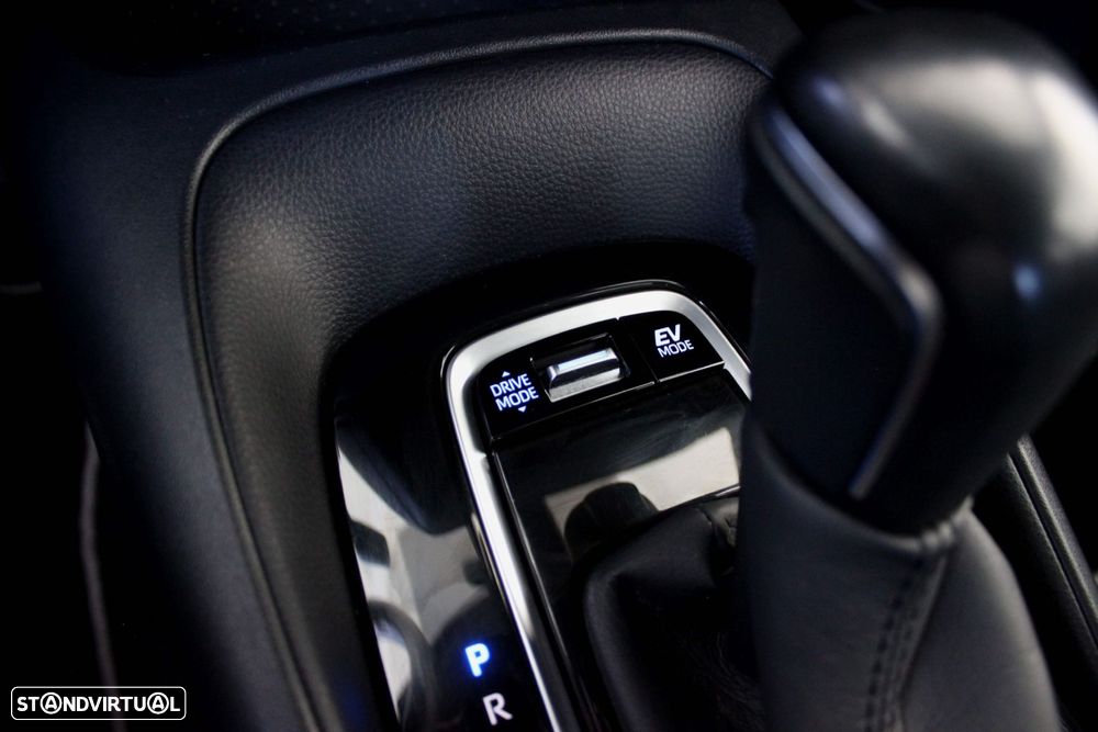 Toyota Corolla 1.8 Hybrid Comfort - 31