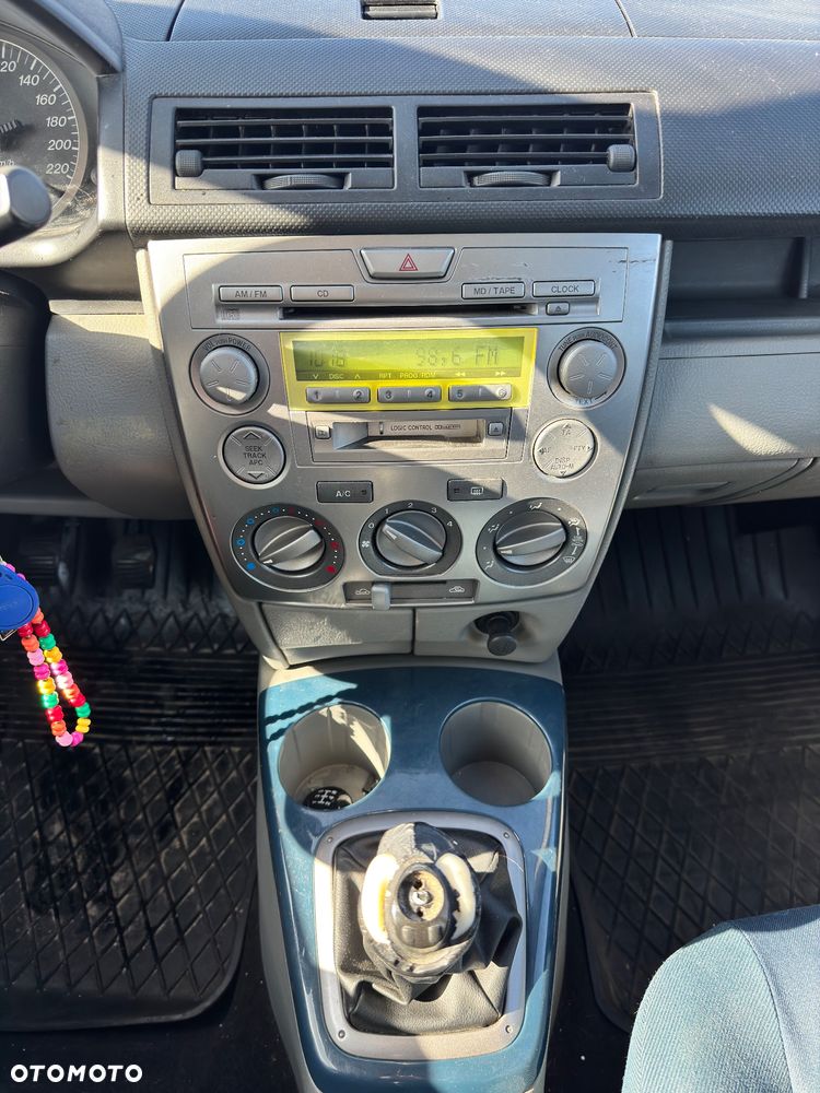 Mazda 2 1.4l Active - 11