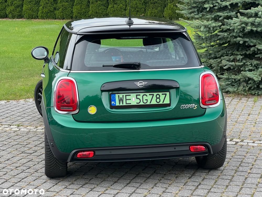 MINI Cooper SE Classic Trim - 10