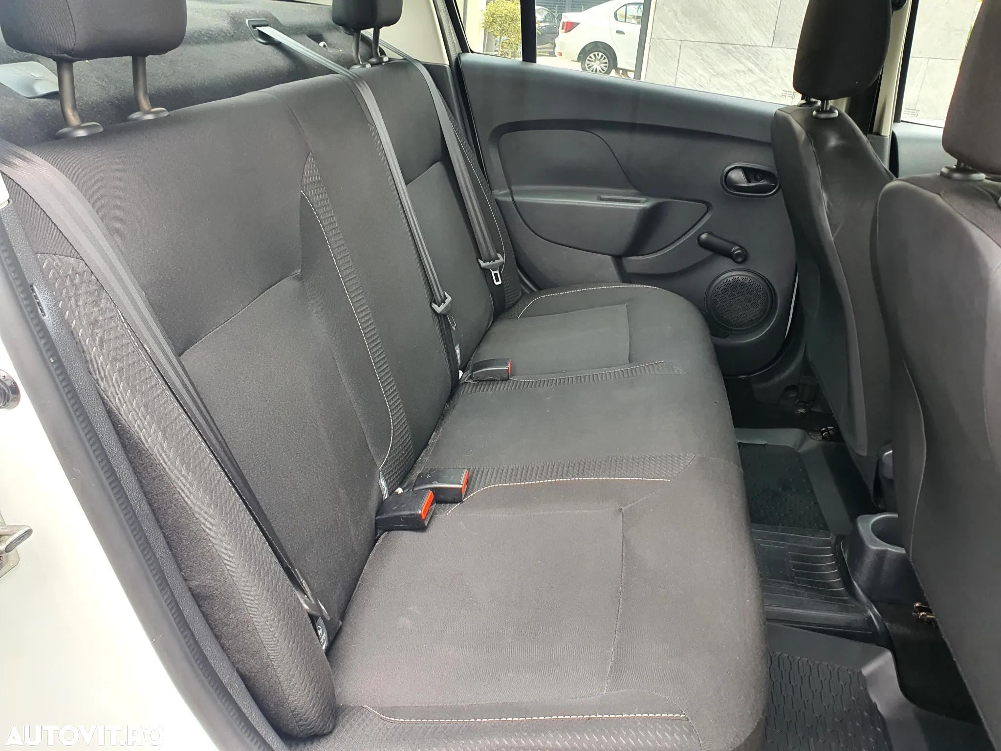 Dacia Logan 1.0 SCe SL PLUS - 17