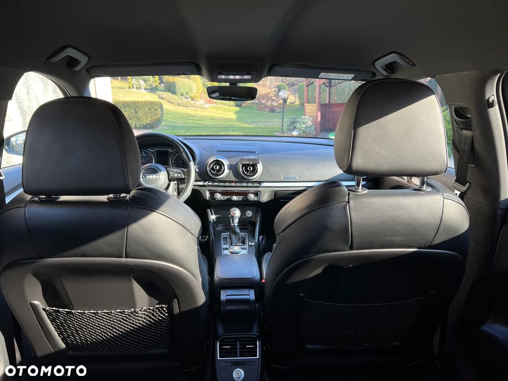 Audi A3 Sportback 2.0 TDI (clean diesel) quattro S tronic S line Sportpaket - 13