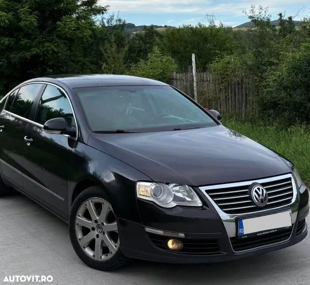 Volkswagen Passat - 1