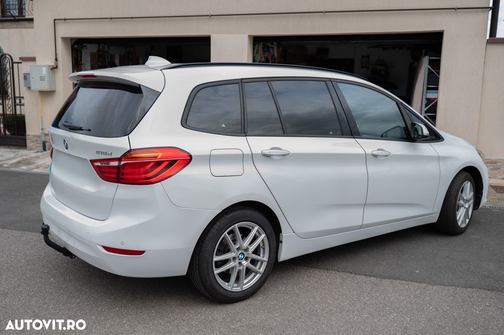 BMW Seria 2 218d Standard - 1
