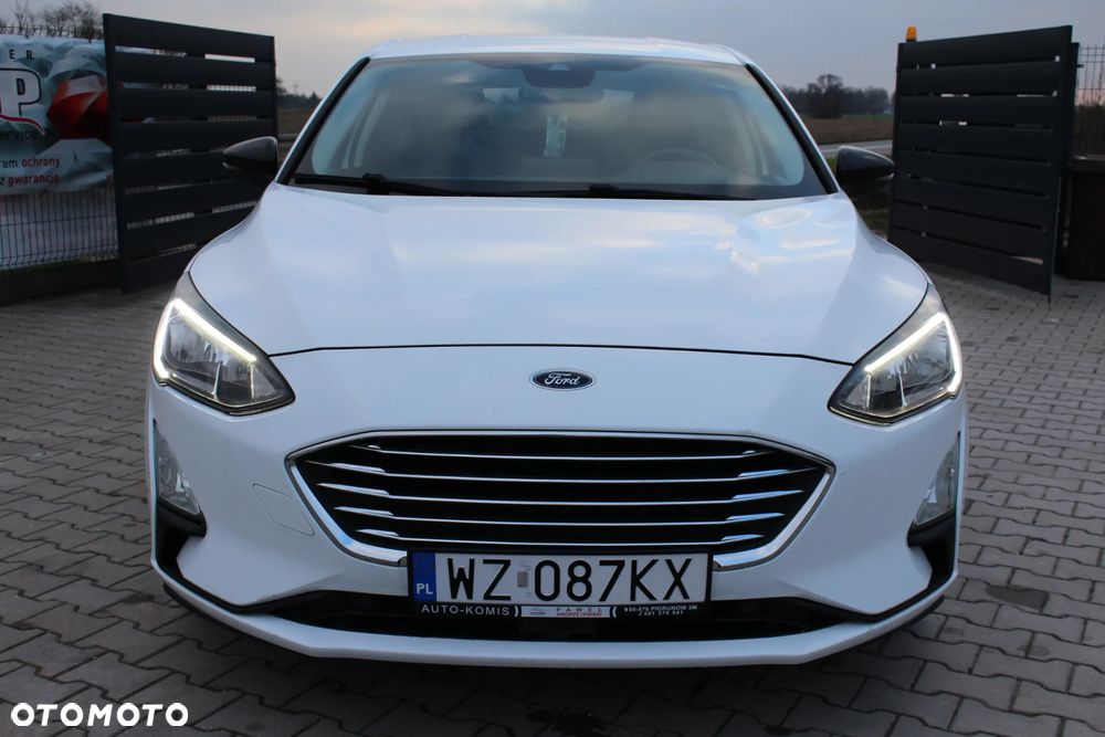 Ford Focus 1.0 EcoBoost Titanium - 11