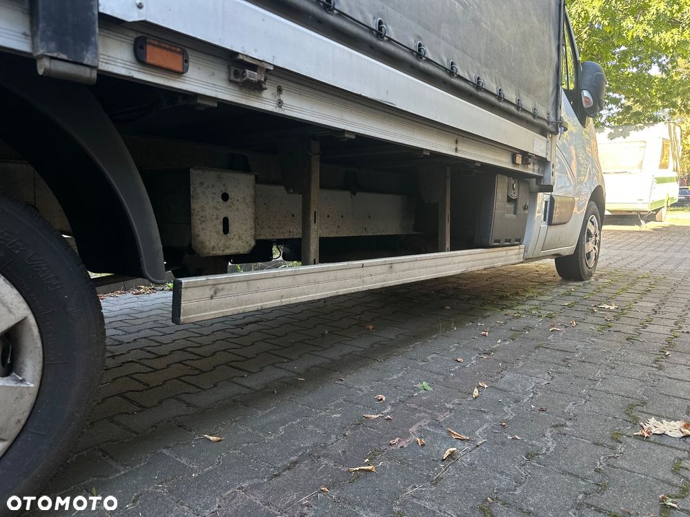 Renault Master III - 8
