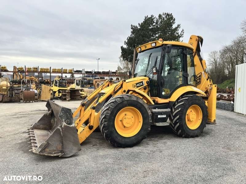 JCB 4CX - 12