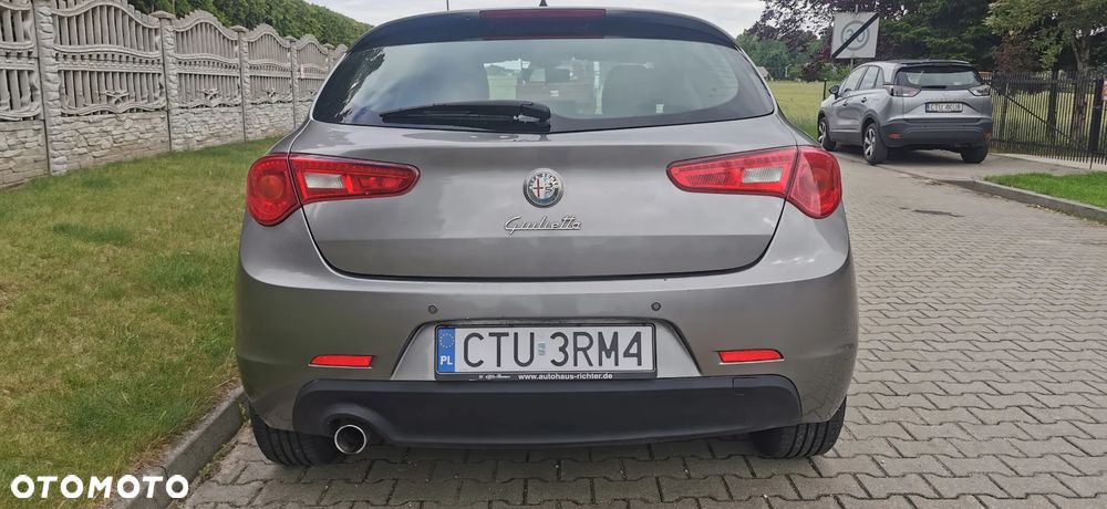 Alfa Romeo Giulietta - 10