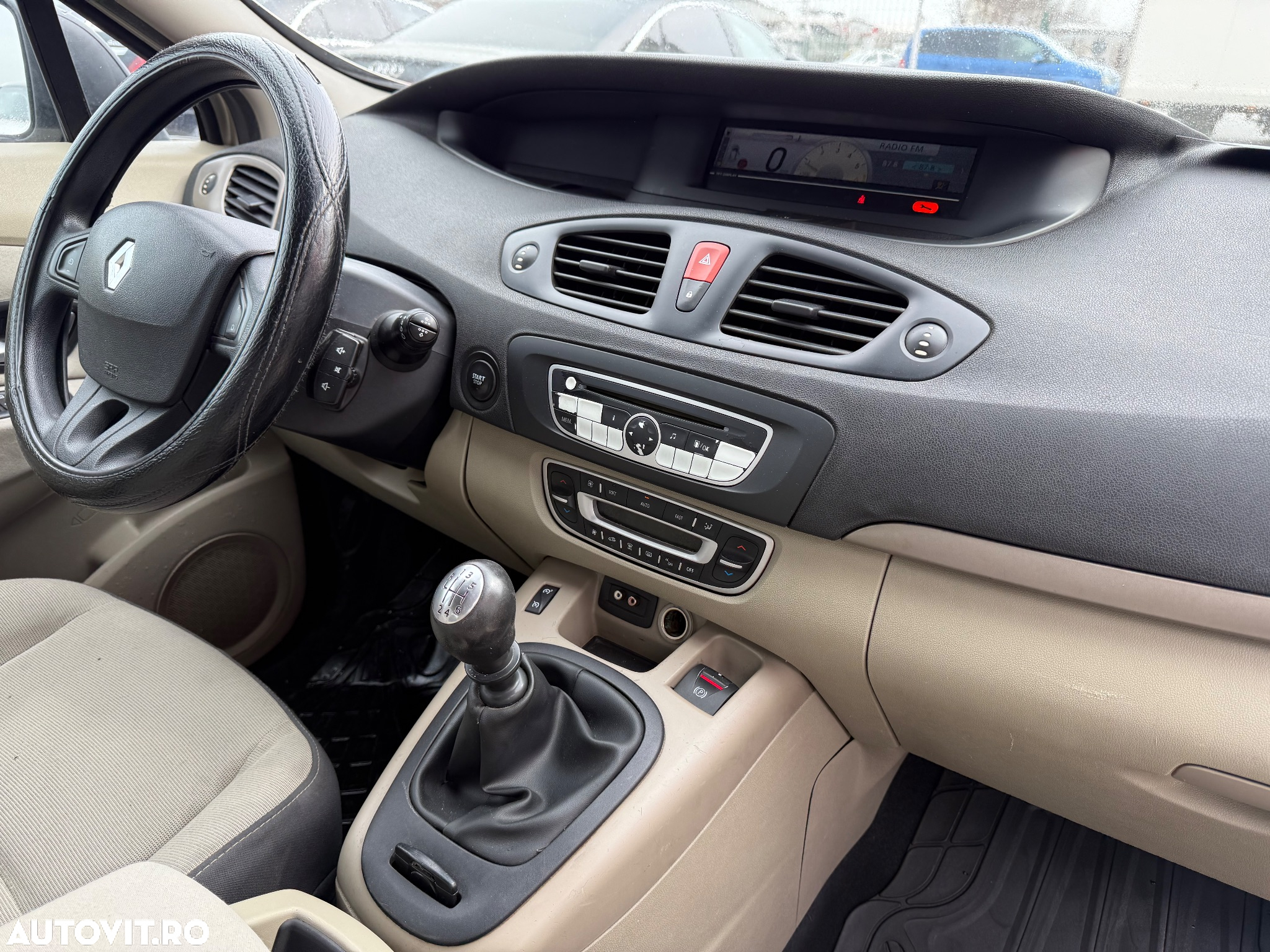 Renault Grand Scenic 1.9 dCi XXL FAP Exception - 12