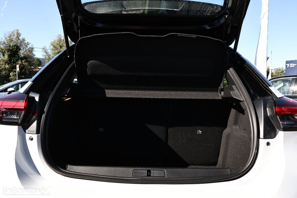 Opel Corsa 1.2 T GS - 19