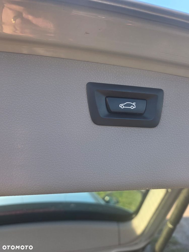 BMW Seria 3 316d - 17