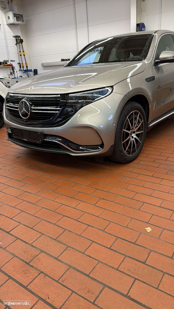 Mercedes-Benz EQC 400 4Matic - 11