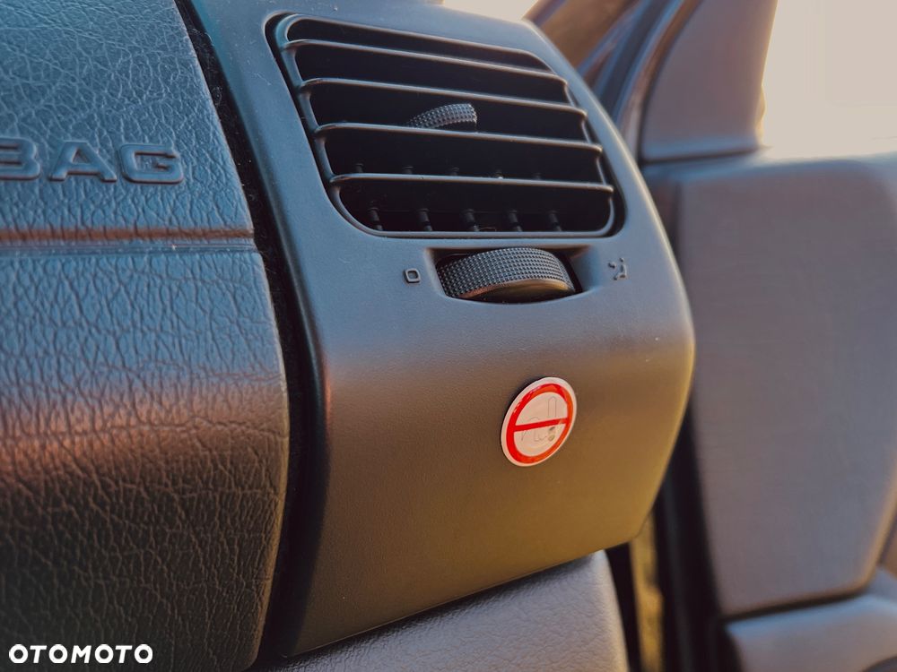 Volkswagen Golf - 20