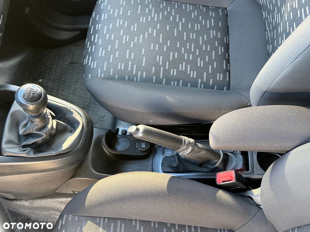 Opel Combo - 22