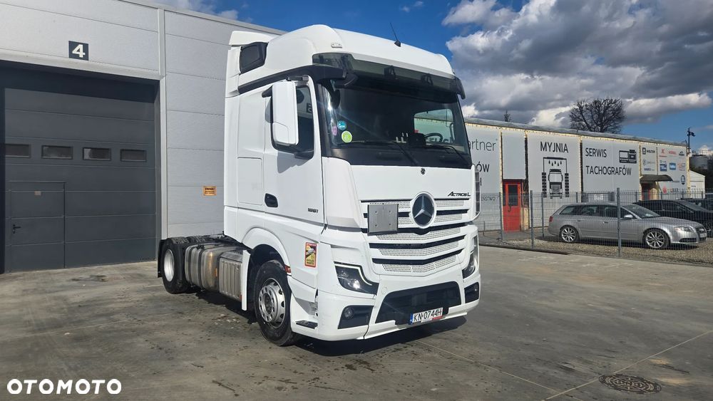 Mercedes-Benz ACTROS 510L