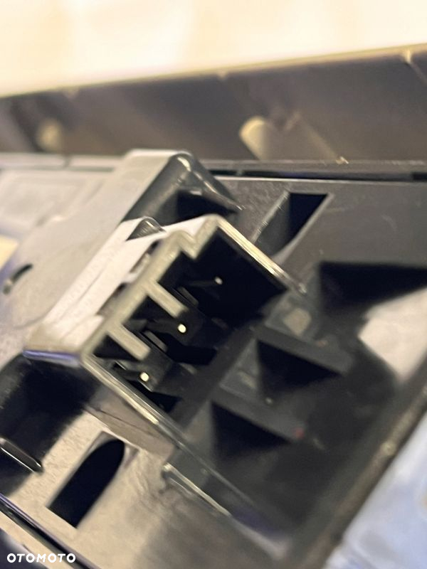 VOLVO V50 PANEL PRZEŁĄCZNIK SZYB LUSTEREK 31334350 8679667 - 5