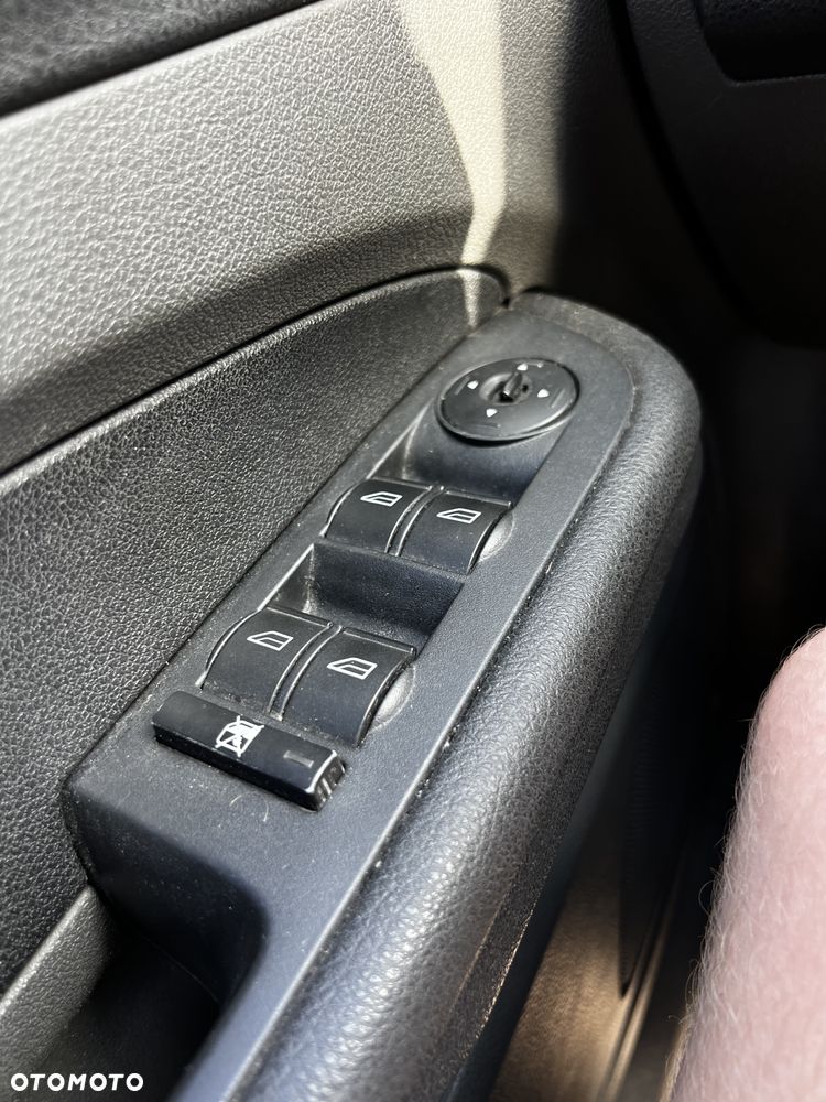 Ford Focus - 19