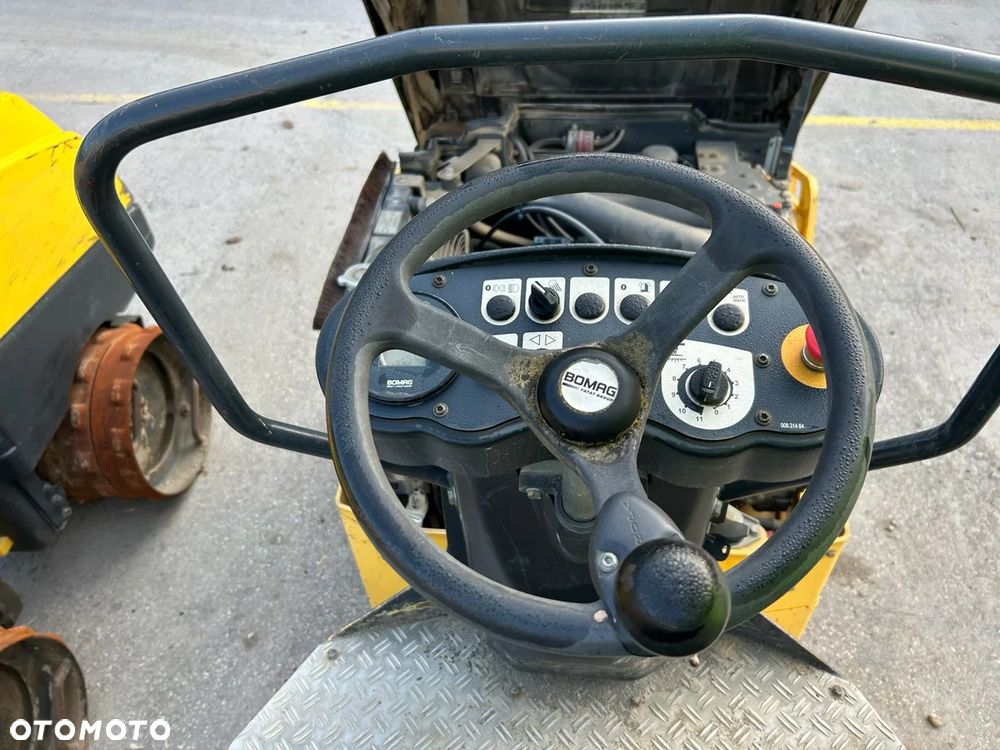 Bomag BW-100 AD-4 - 6